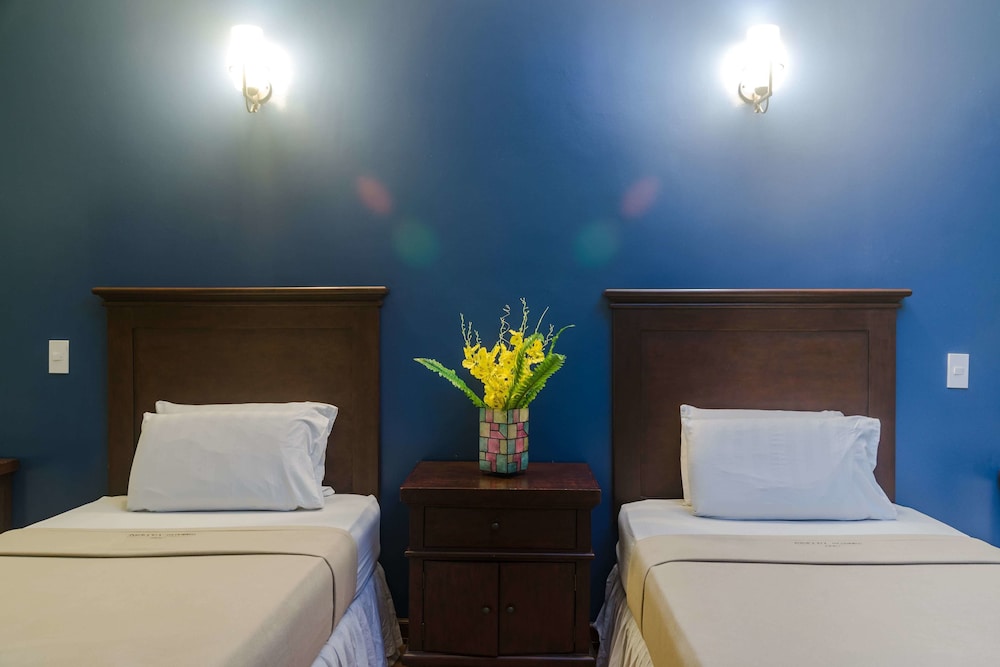 Oftana Suites Cebu near Oakridge