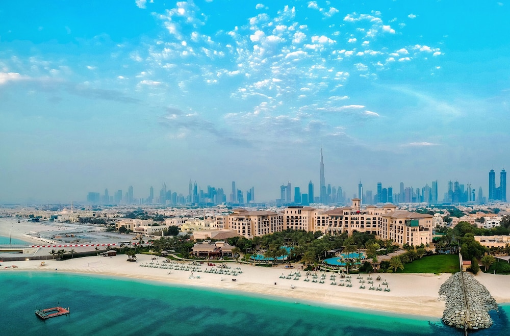 Four Seasons Hotel Dubai International Financial Centre