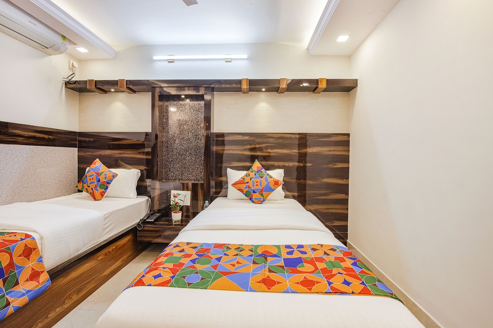 FabHotel SG5 Inn Suites