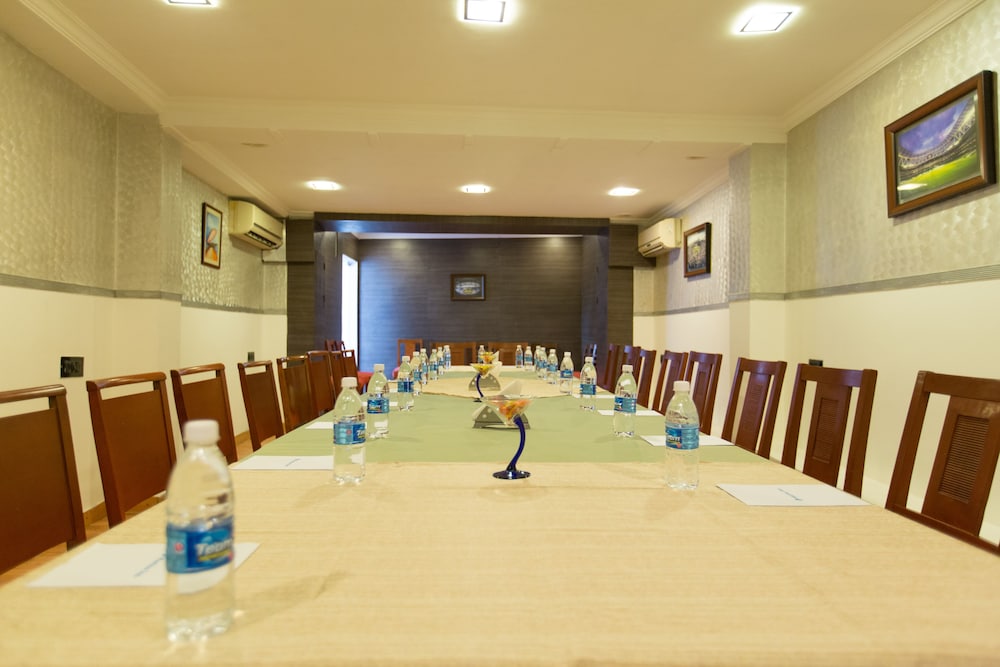 Hotel Marina Inn Egmore