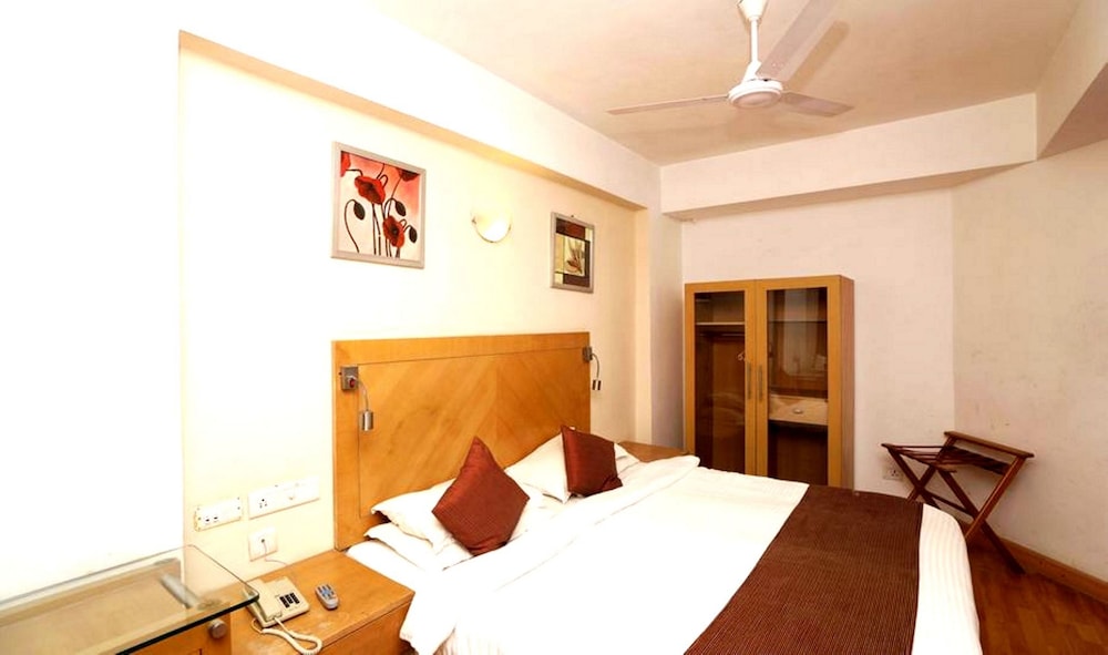 Hotel Marina Inn Egmore