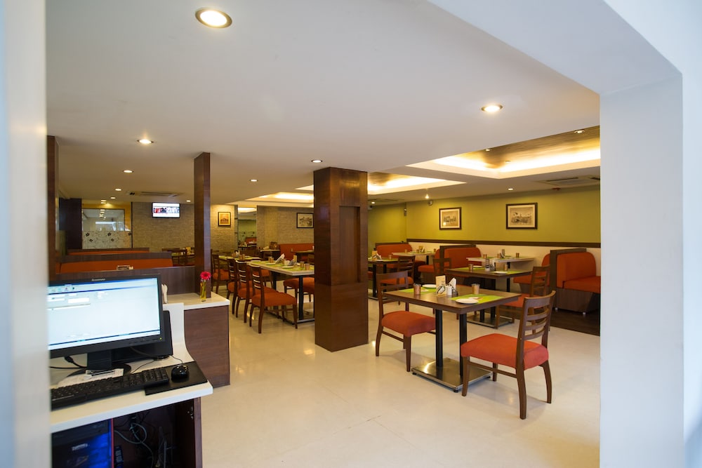 Hotel Marina Inn Egmore