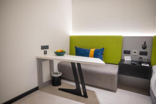 Zibe Luxe Kakinada by GRT hotels
