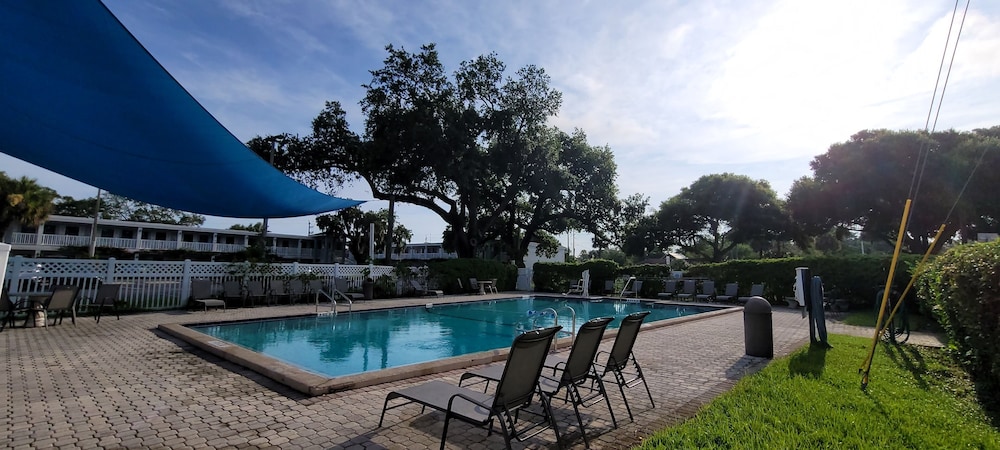 Southern Oaks Inn