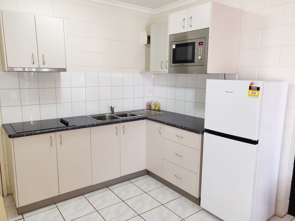 Coconut Grove Holiday Apartments