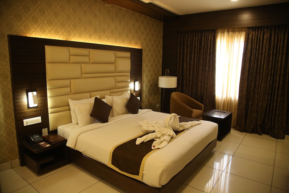 West Fort Hotel