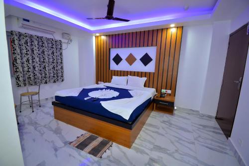 Om Guest House