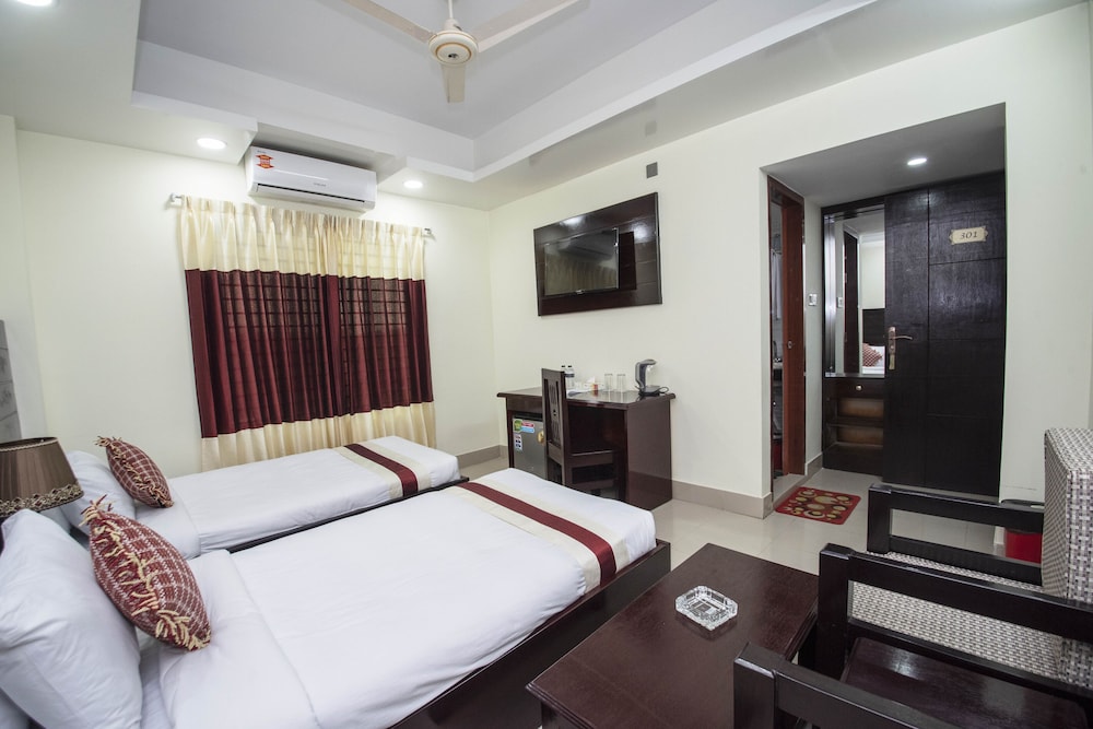 Hotel Ali Plaza