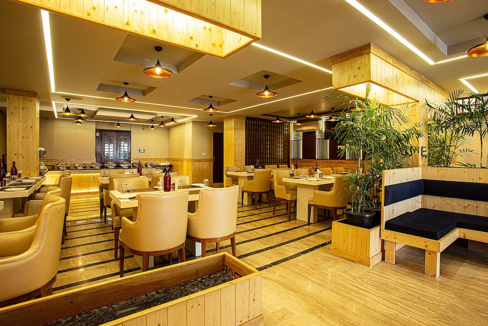 OYO 9011 Hotel Lohmod
