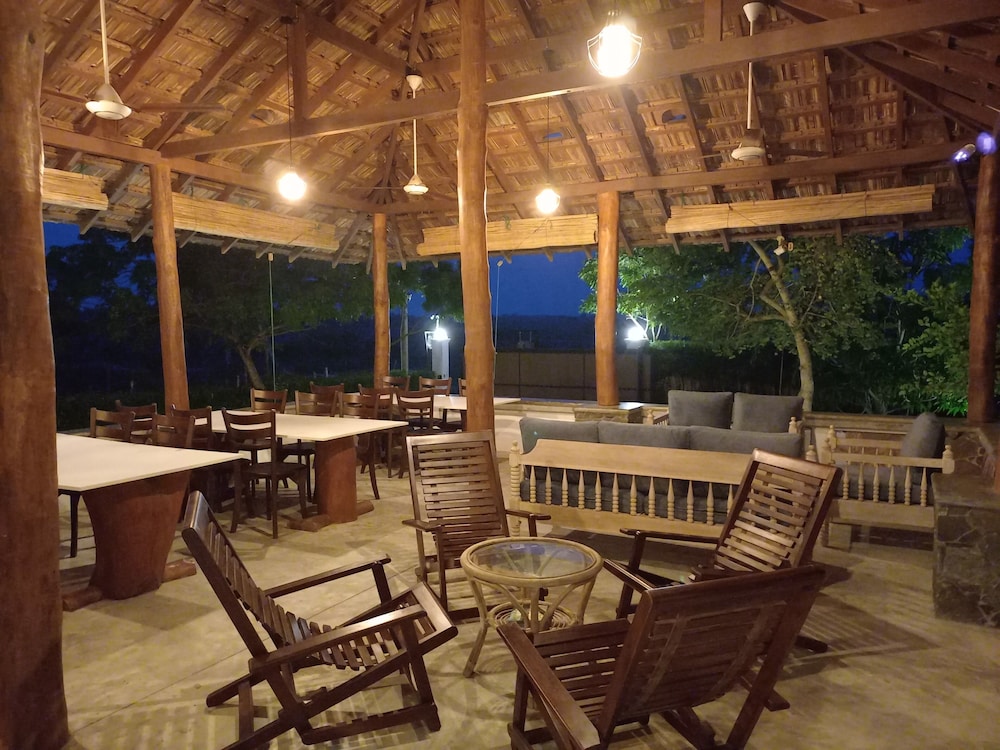 Yala Leopard Lodge