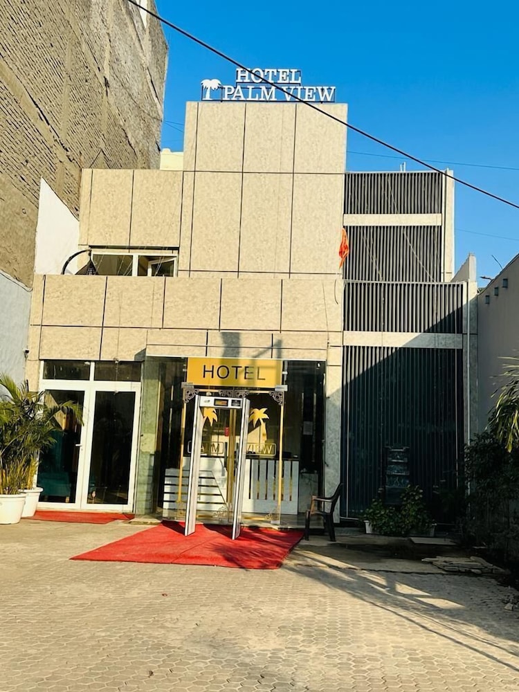 Hotel Palm View by JMD Group