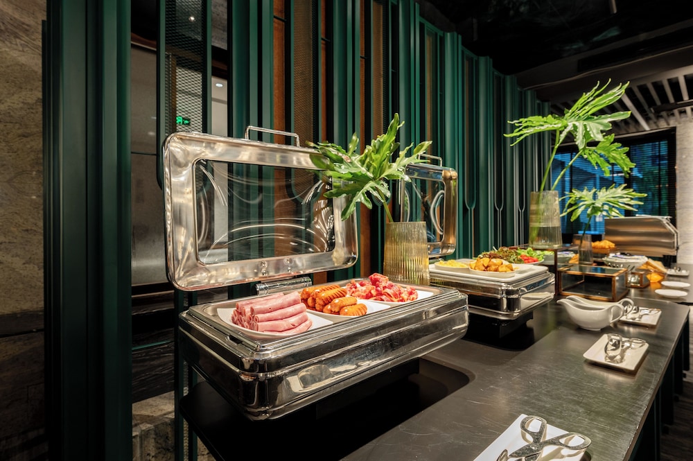 REY Hotel Hanoi