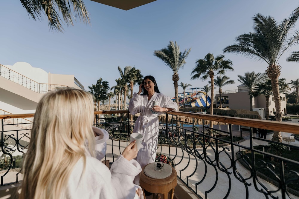 SUNRISE Aqua Joy Resort - All inclusive