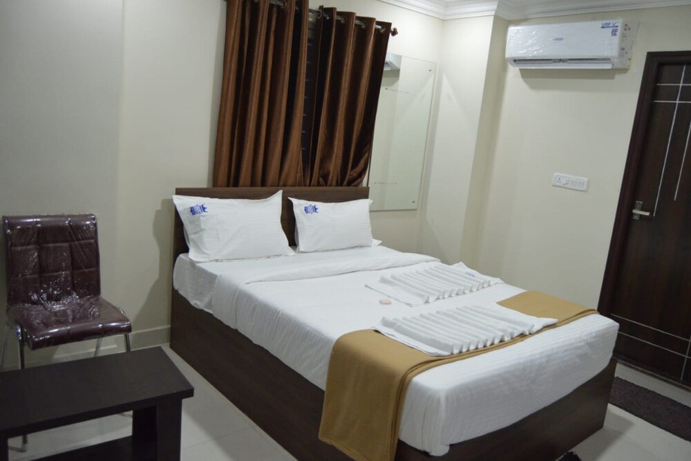 Royal Star Hotel