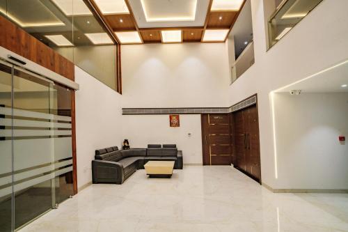 THE MANGAL VIEW RESIDENCY - A Luxury Boutique Business Hotel