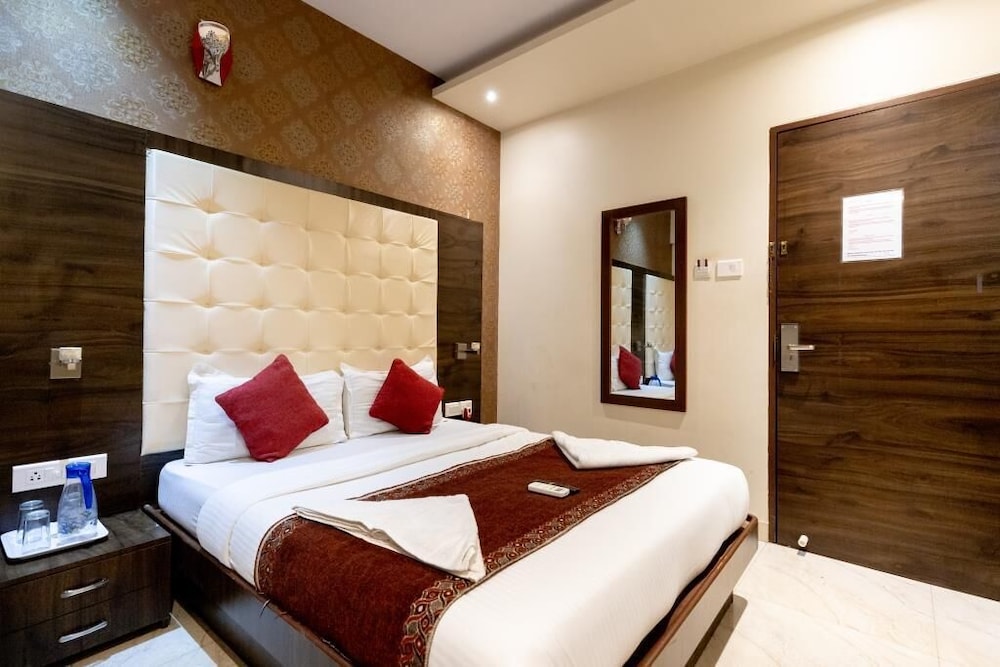 HOTEL AK INTERNATIONAL