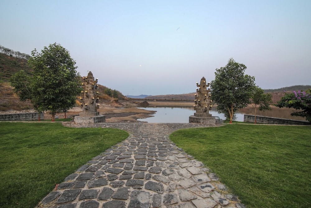 Toyam by Orchid Hotels