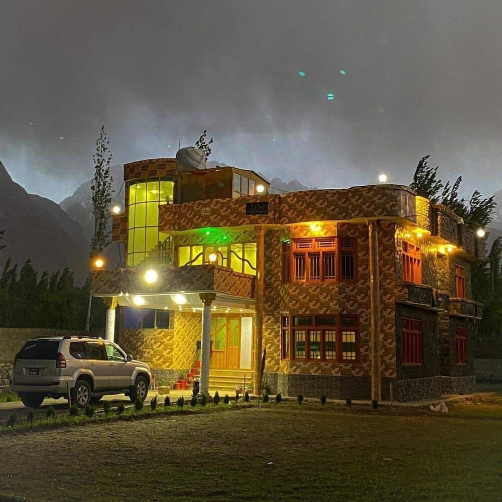 Royal Guest House Newranga Skardu