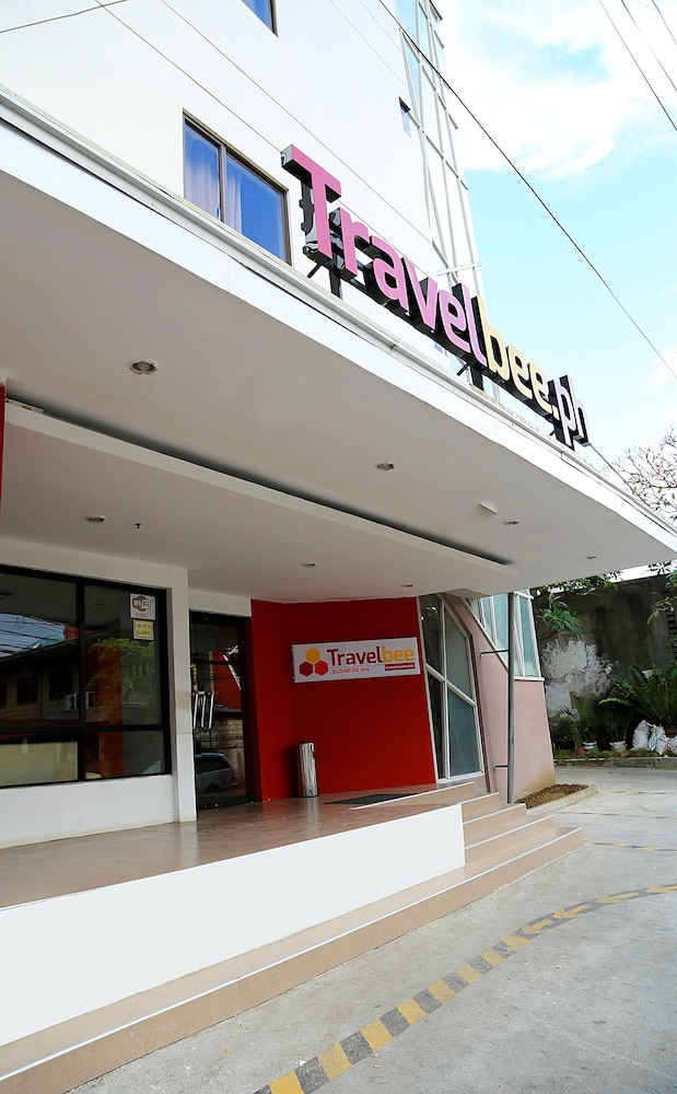 Travelbee Business Inn