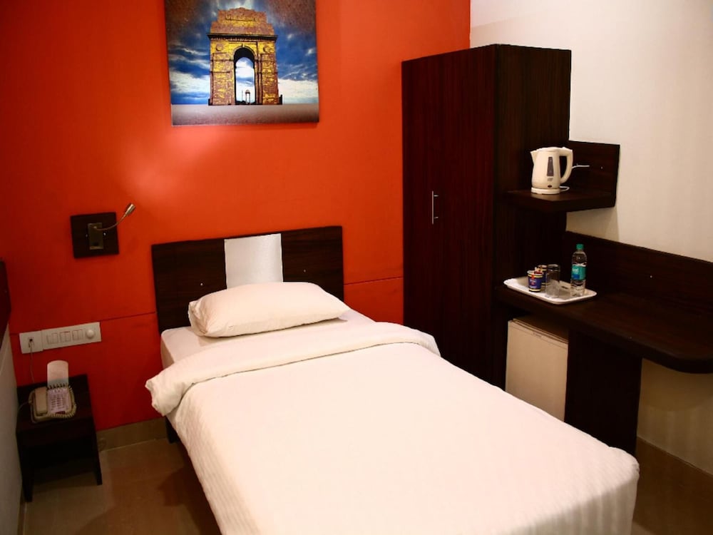 Ginger East Delhi Vivek Vihar 