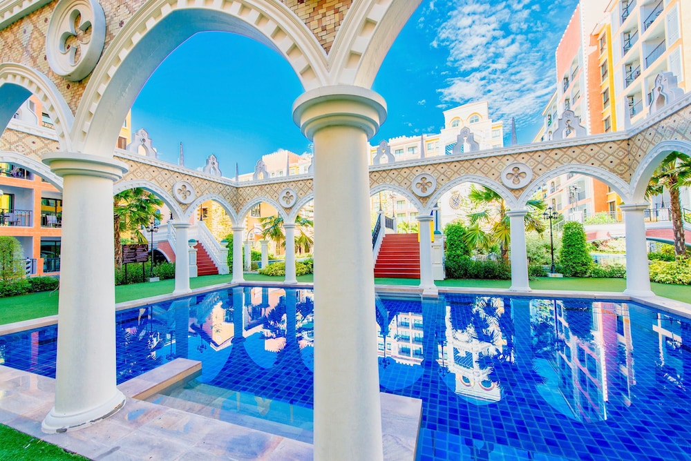 Venetian Resort Pattaya