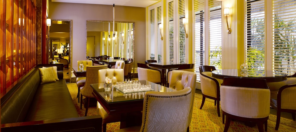 Conrad Singapore Orchard