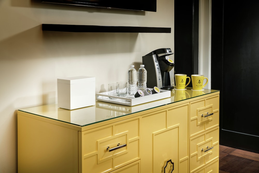 Staypineapple, An Elegant Hotel, Union Square