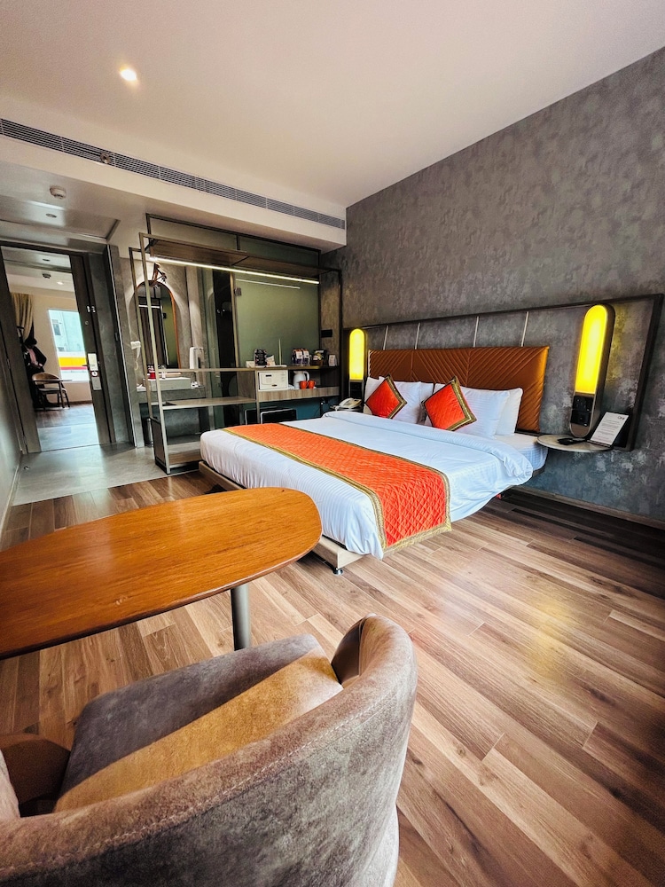 Citrus Classic Bengaluru by OTHPL