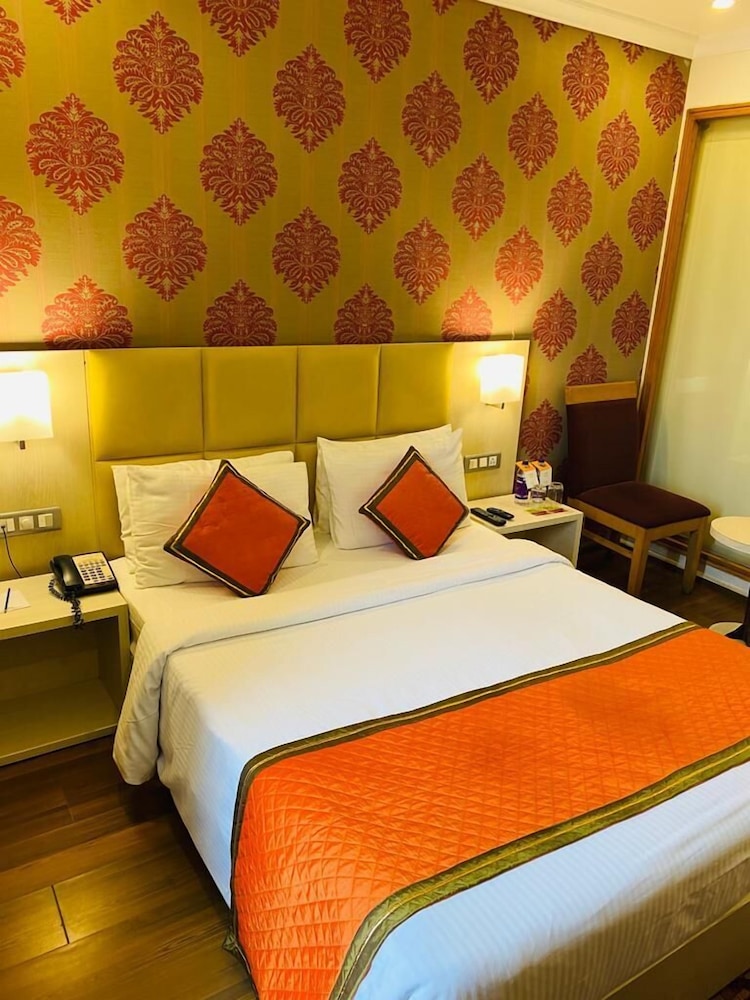 Citrus Classic Bengaluru by OTHPL