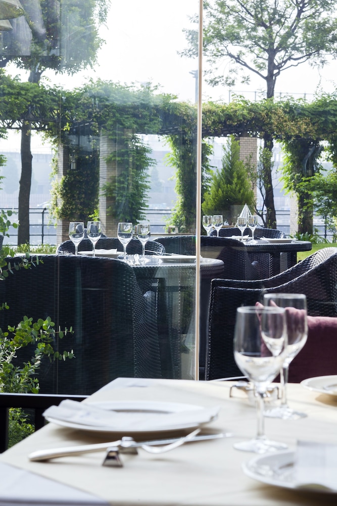 ANA Holiday Inn Tokyo Bay by IHG