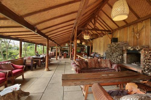 Sang Giri Mountain Glamping Camp