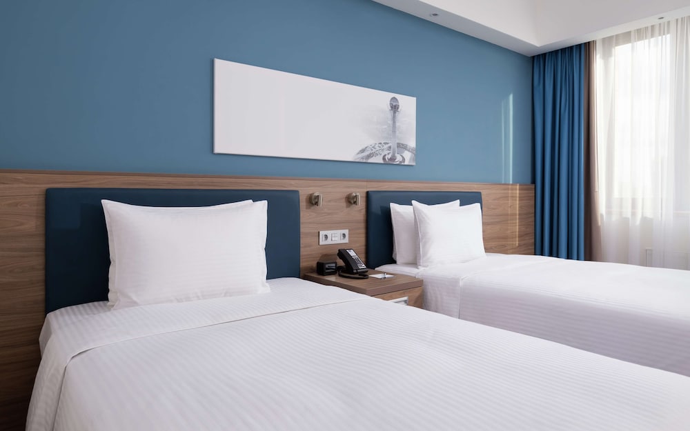 Hampton by Hilton Astana Triumphal Arch
