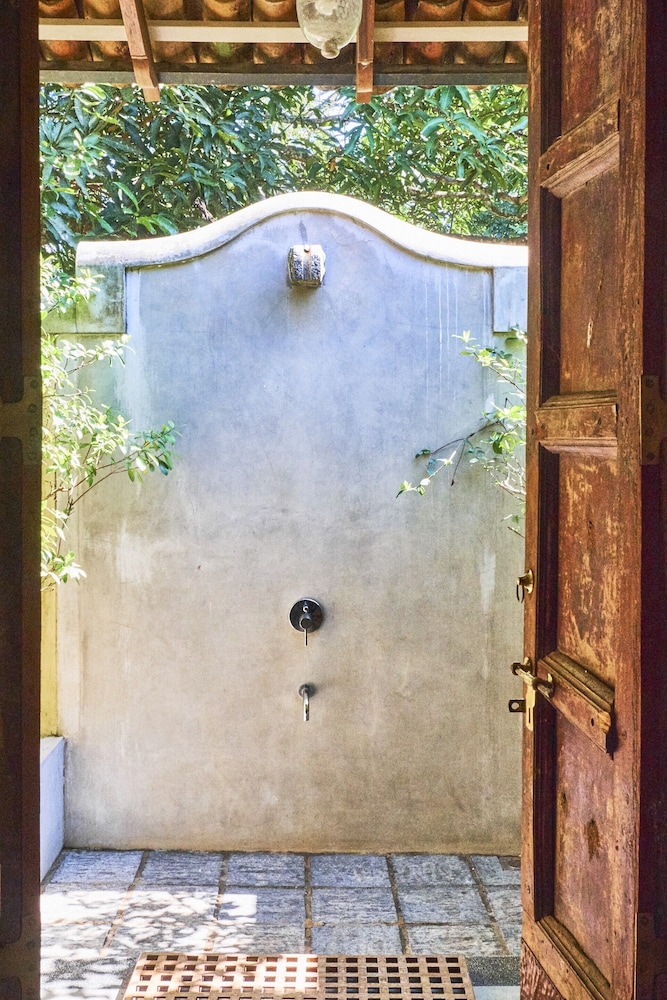 Samadara Estate, Midigama