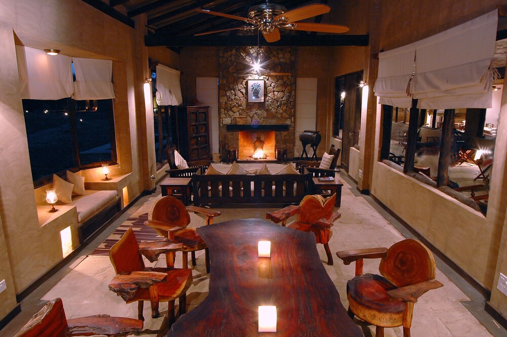 Kings Lodge Bandhavgarh by Pugdundee Safaris