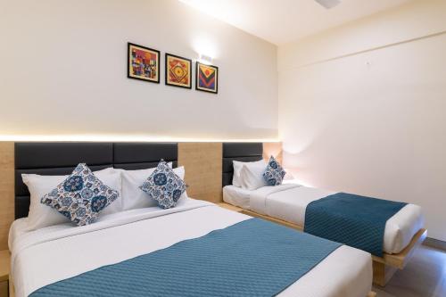 Iris Suites ( A Unit Of Grand International)
