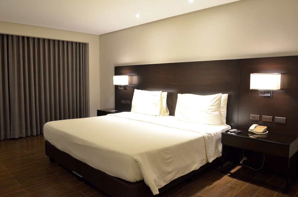 Pearl Garden Hotel