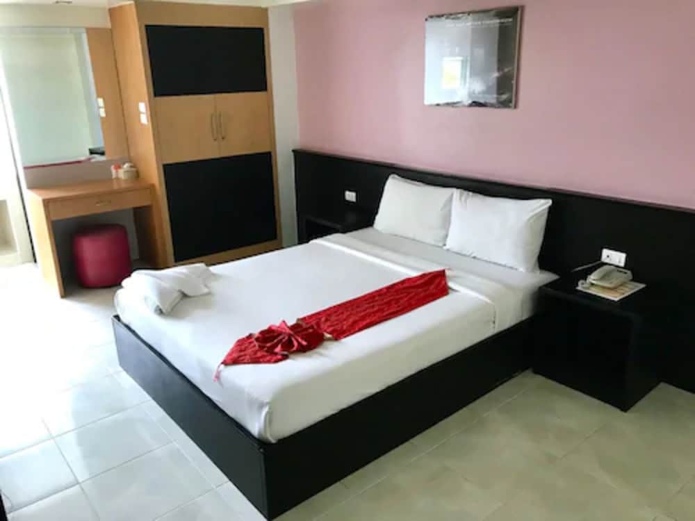 The One Hotel