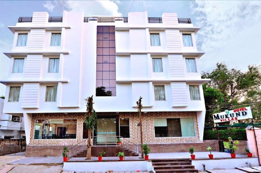 Mukund Villas - Urban Boutique Resort