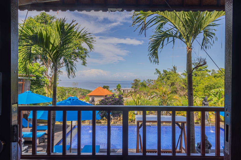 Tatak Bunut Villa Ceningan
