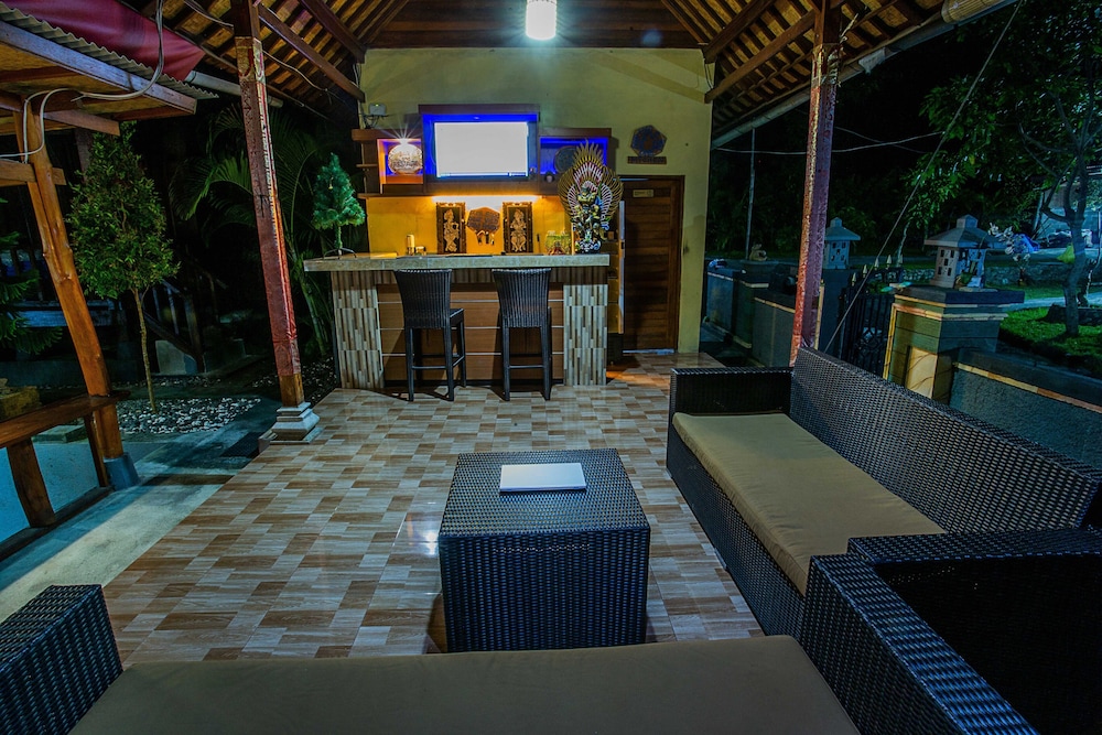 Tatak Bunut Villa Ceningan