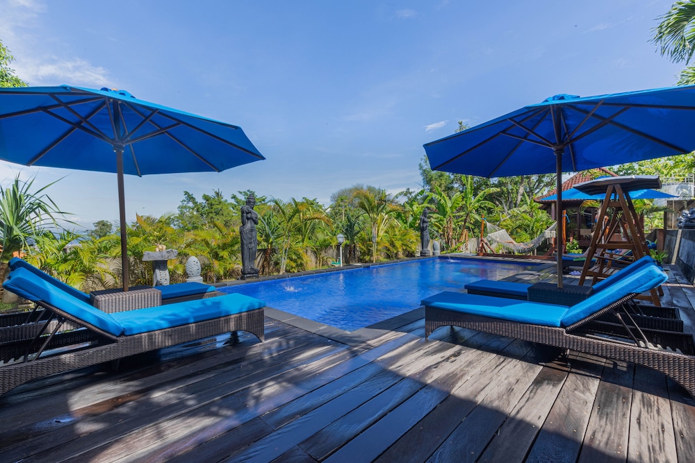 Tatak Bunut Villa Ceningan