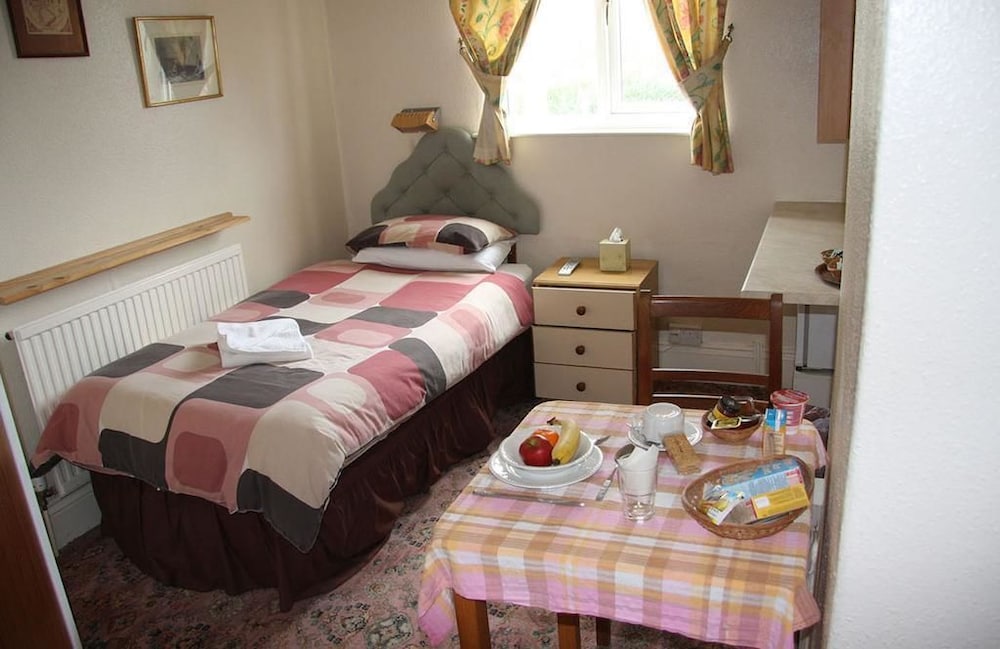 Dove Court Mini Lodge