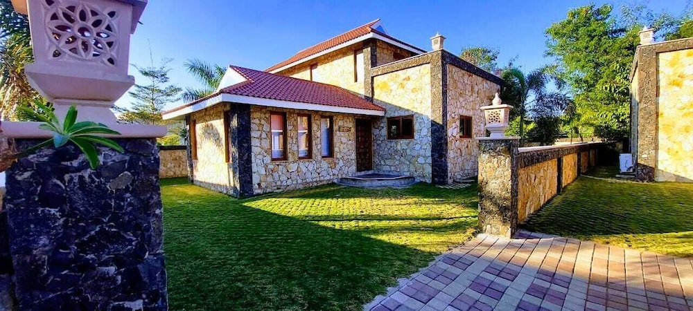 Vikrama Heritage Resort Pavagadh