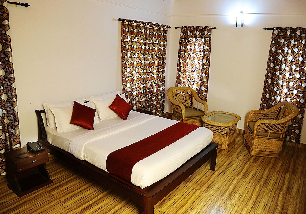 Crescent Family Resort