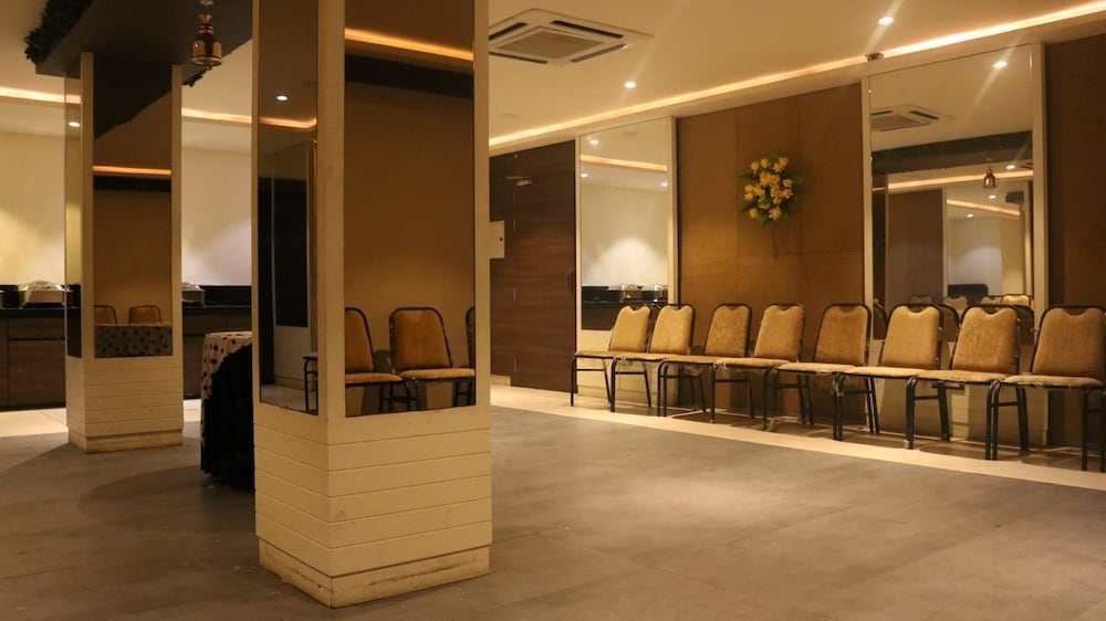 Bhagwati Park By Martand Hotel