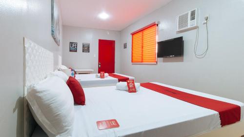 RedDoorz near Christ the King Medical Center