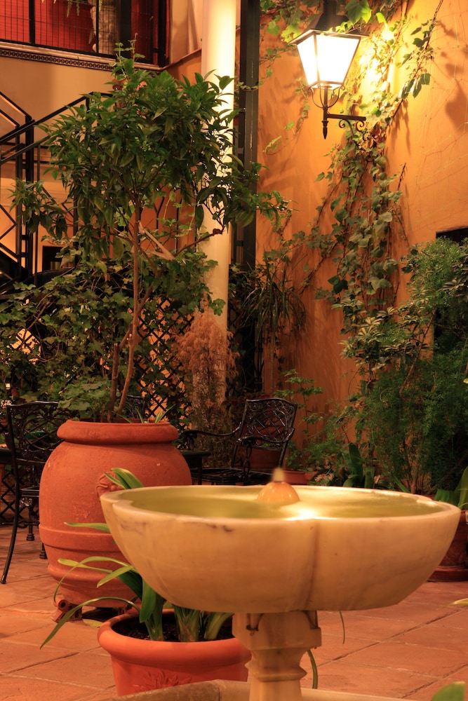 Hotel Cervantes