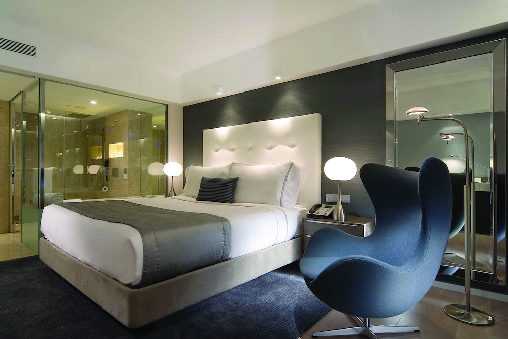 The Mira Hong Kong Hotel